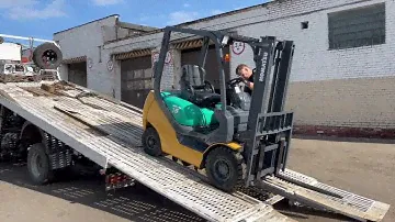 Капитальный ремонт вилочного погрузчика Komatsu - DeltaStock